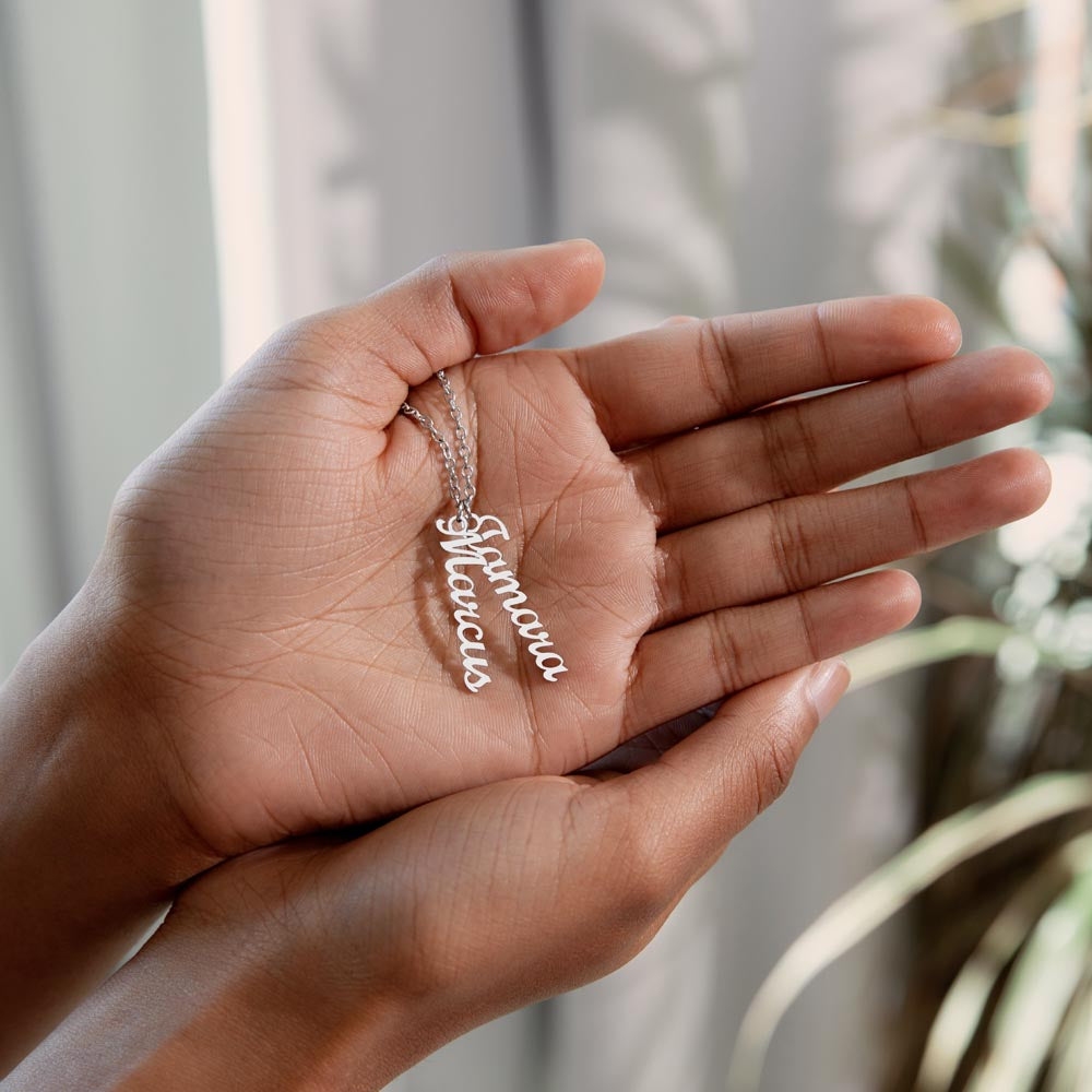 Mom~ Children's Name Pendant